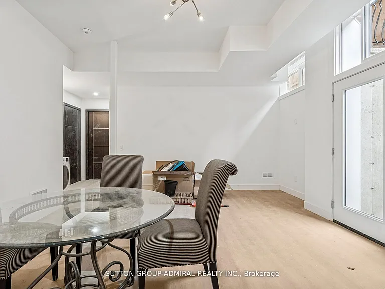 78 Burncrest Dr — Photo 38