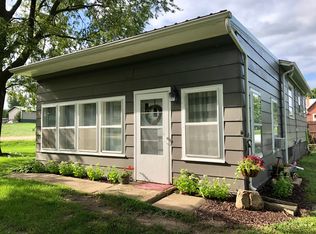 5207 Sutton Rd, Central City, IA 52214