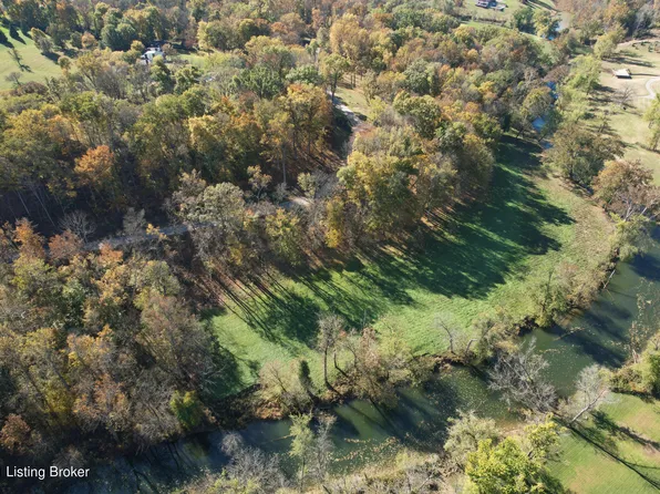 10 Fincastle Farm Trce, Prospect, KY 40059