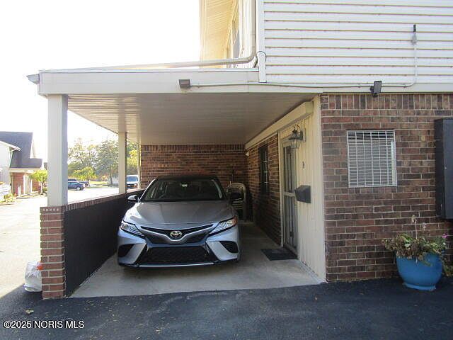 6818 Fenwyck Rd APT 14