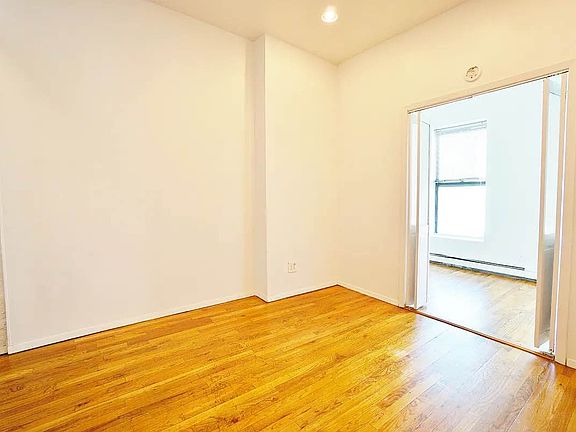 4th image of 453 W 46th St APT 5A