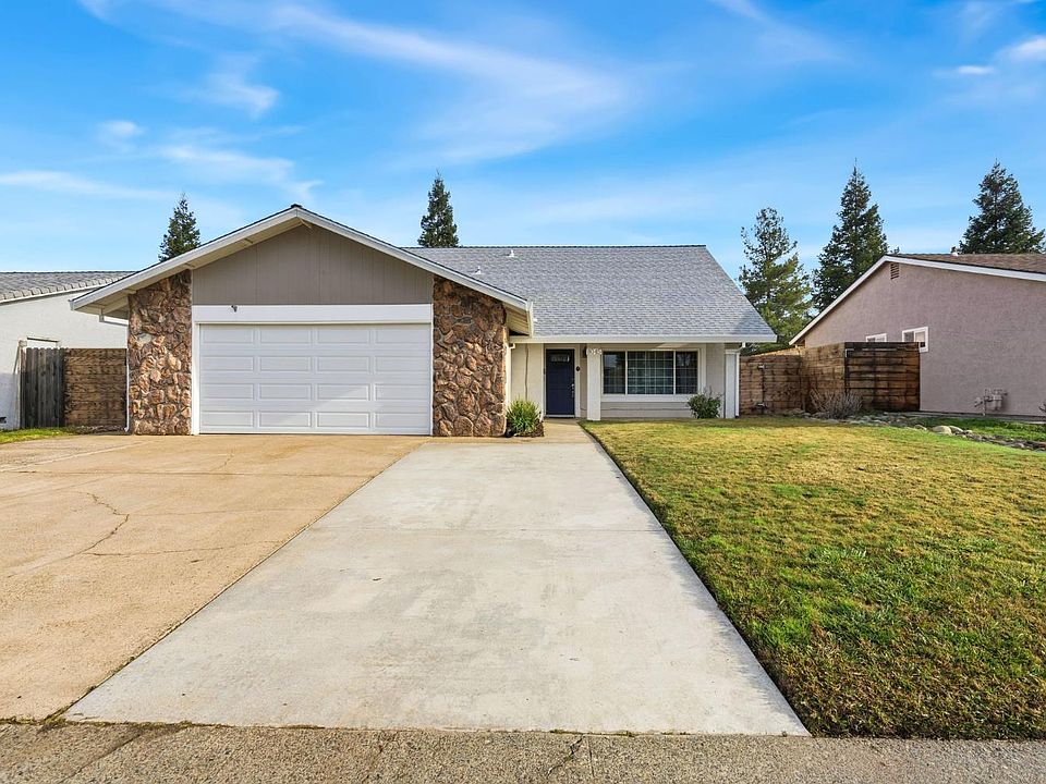 1st image of 8045 Dana Butte Way