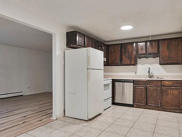 11521 W 61st Pl — Photo 8