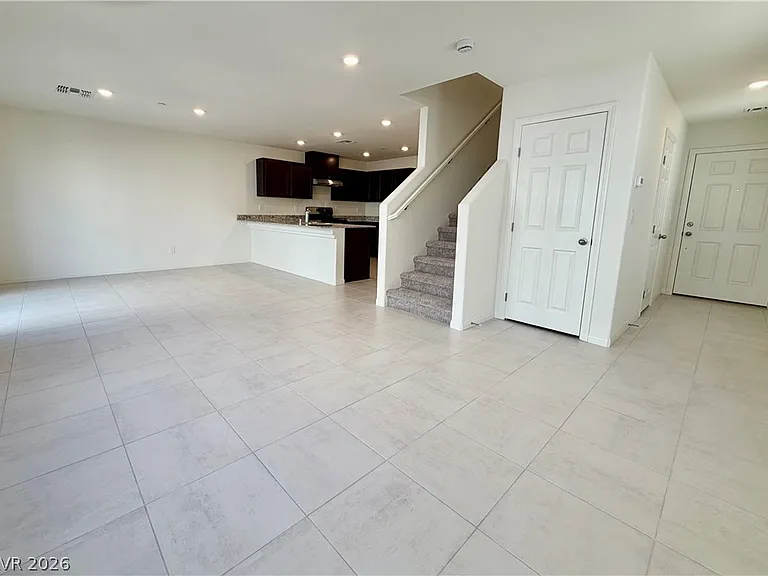 2708 Sundial Crest Ct — Photo 3