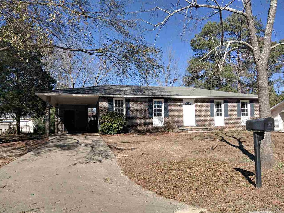 1st image of 105 Oakdale Dr