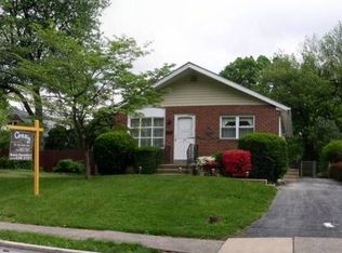 204 W Wayne Ave, Aldan, PA 19018