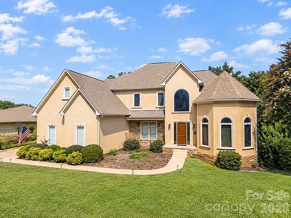 3rd image of 122 Long Cove Ln