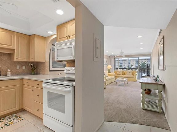 3rd image of 1400 Tarpon Center Dr #N3
