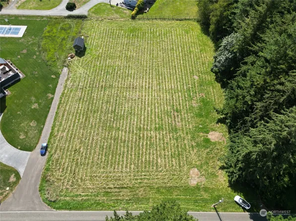 819 Van Dyk Road, Lynden, WA 98264