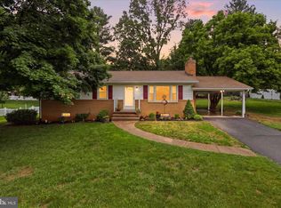 912 Hallford St, Sykesville, MD 21784