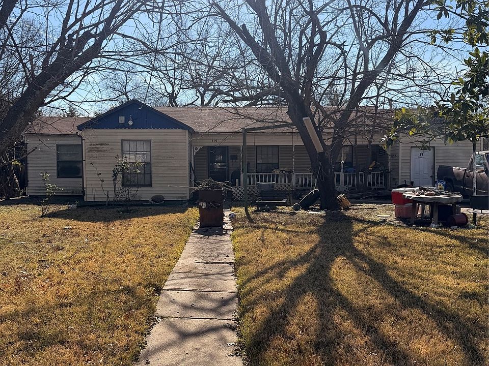 1st image of 114 E Park Place Dr