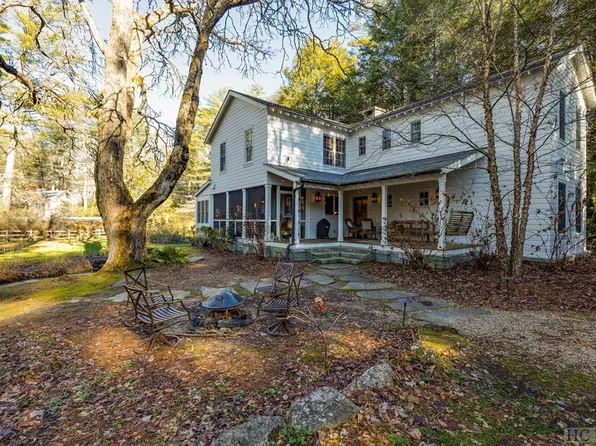 1290 Dillard Road, Highlands, NC 28741