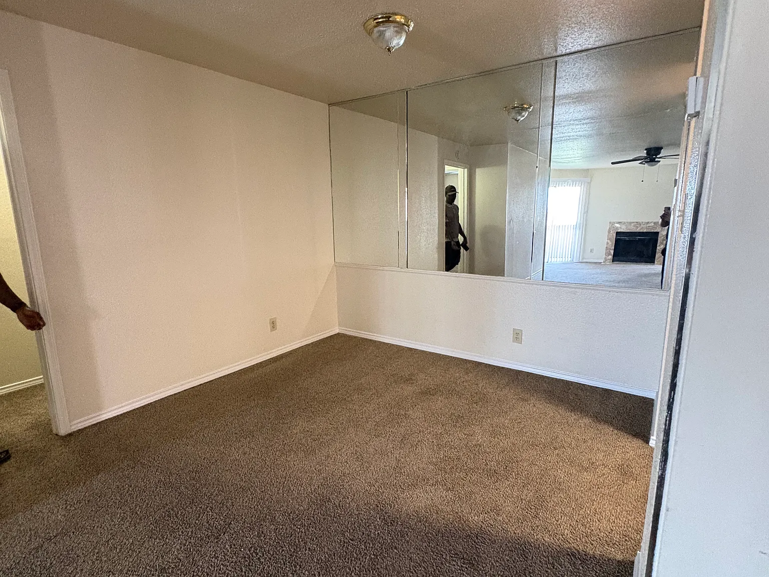2 bed, 1068 sqft, $1,250 — Photo 2