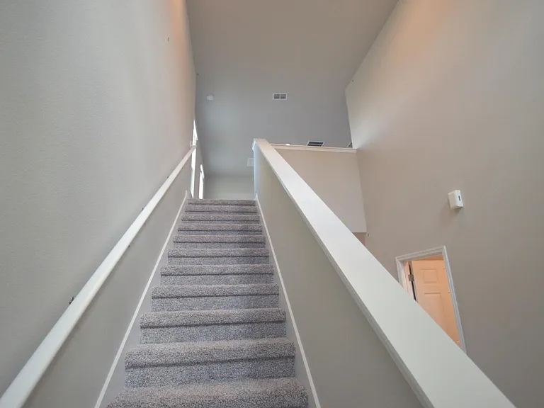 836 Rivers Crossing St — Photo 4