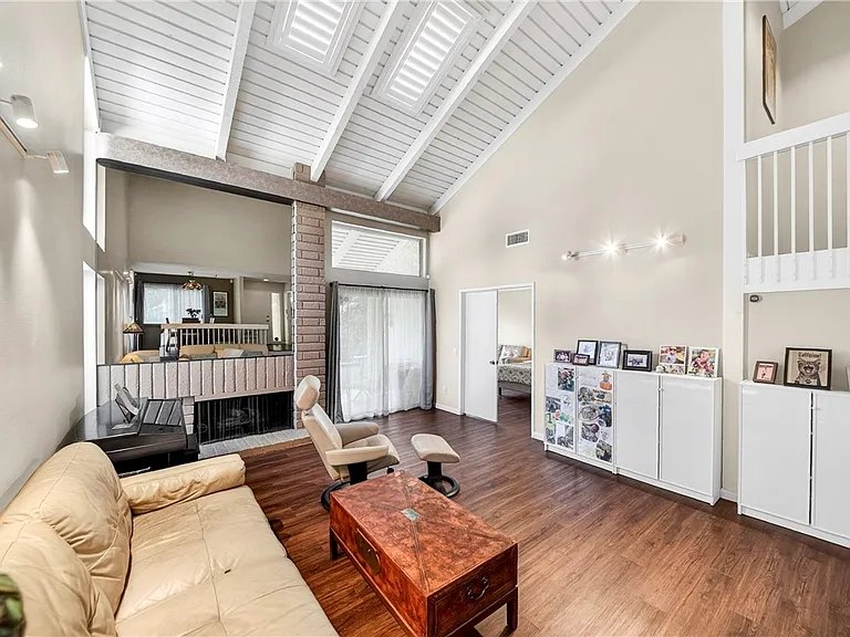 820 Via Zapata — Photo 11