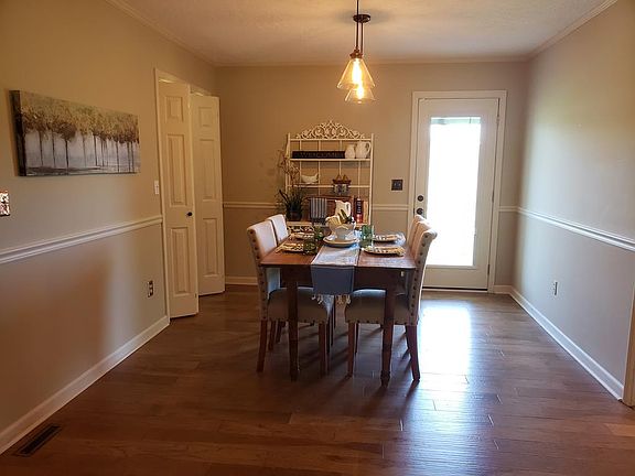 5th image of 1118 Belmont Dr