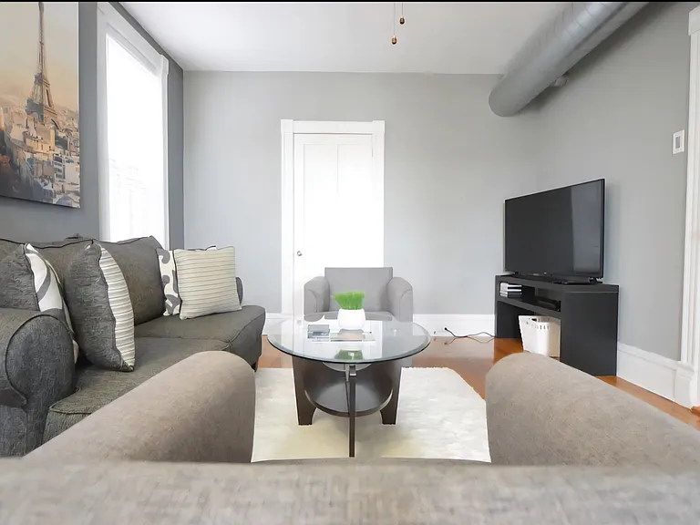 5634 S Magnolia Ave #2 — Photo 4