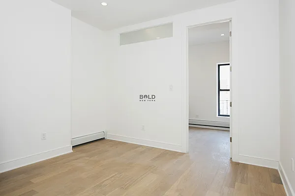 Rented by Bold New York | media 17