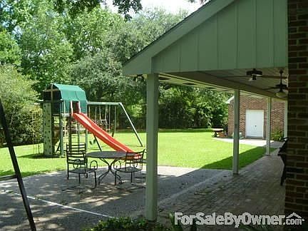 2nd image of 136 Acacia Dr