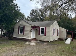 2107 Commander Rd, North Charleston, SC 29405