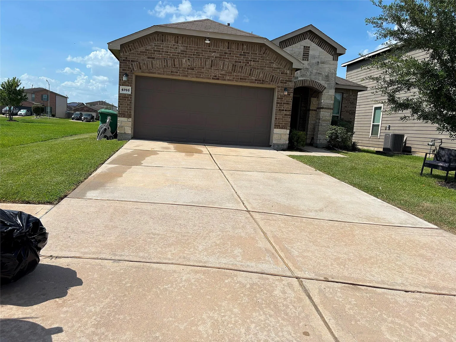 3 bed, 2.0 bath, 1432 sqft, $2,250 — Photo 1