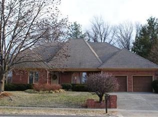 2090 Bahama Rd, Lexington, KY 40509