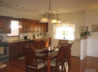 417 Myrtle Ave, West Islip, NY 11795