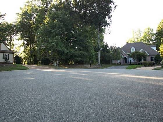 2nd image of 125 Long Point