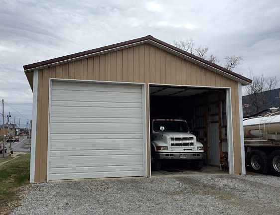 2nd image of 1006 Cottage St