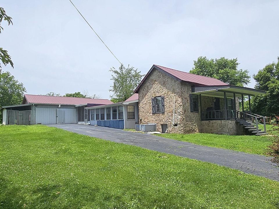 1st image of 273 E Lee Dr