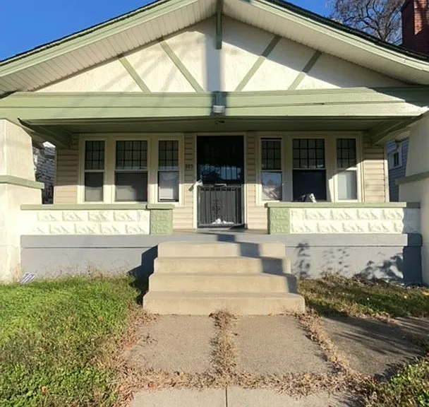 803 S 35th St — Photo 1