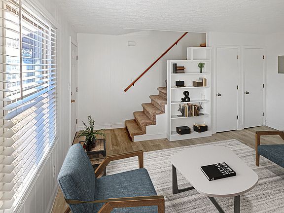 4th image of 181 Cedar Creek Dr #5