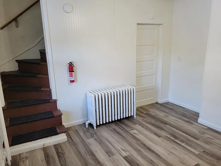 652 Coleman Ave — Photo 9