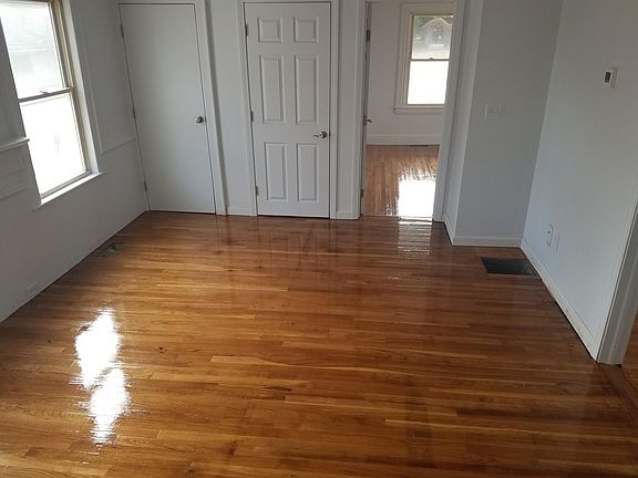 4th image of 9 Garden St #1