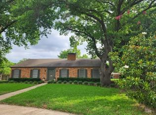 3233 Merrell Cir, Dallas, TX 75229