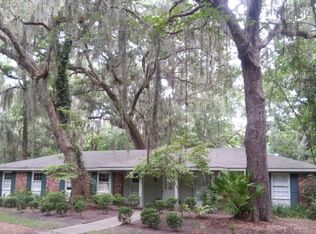 100 Saint Clair Pkwy, Saint Simons Island, GA 31522