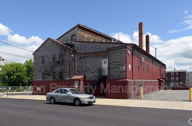 262 Illinois St #3 — Photo 16