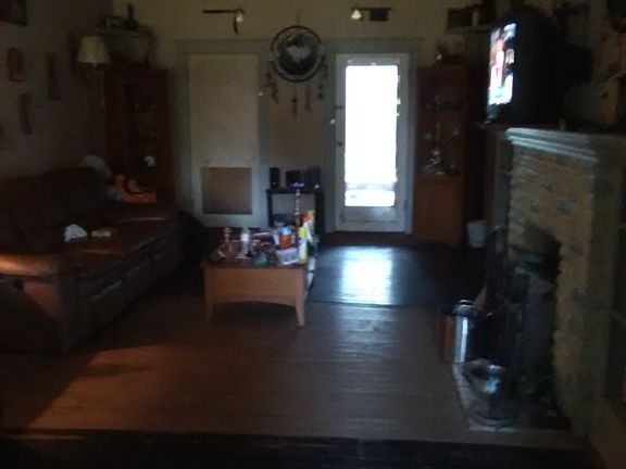 3rd image of 501 W Hickory Ave