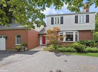 3853 Golf Rd, Evanston, IL 60203