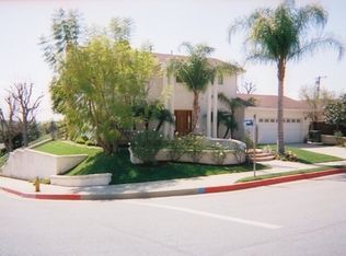 10600 Ledeen Dr, Sylmar, CA 91342