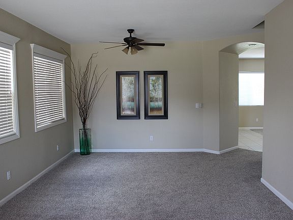 4th image of 1284 Crossroads Dr