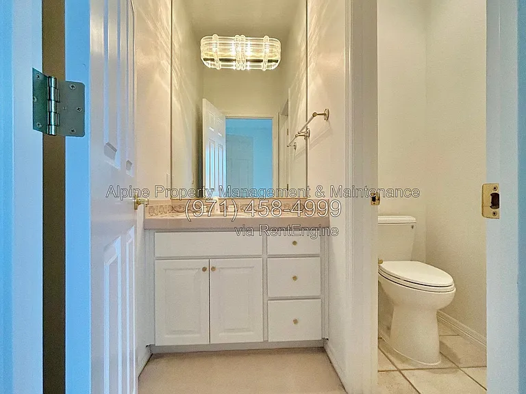 820 NW Pebble Beach Way — Photo 35