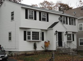 36 School St, Salem, MA 01970