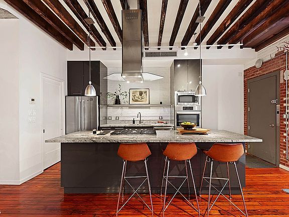 4th image of 399 Washington St Fl 3