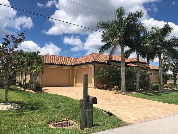 4th image of 2333 Padre Island Dr