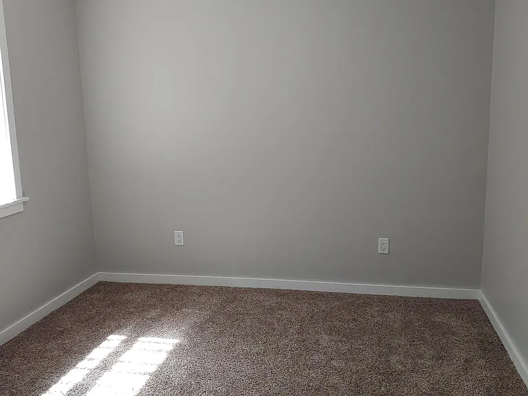 433 E Sleights Rd — Photo 29