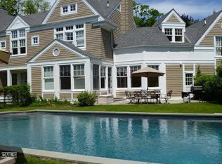 22 Ponus Rdg, New Canaan, CT 06840