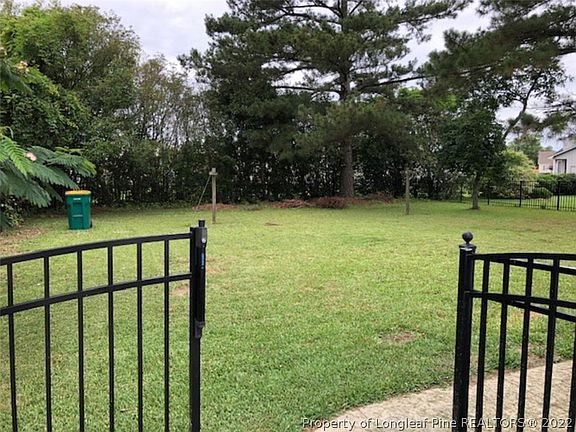 3rd image of 3507 E Cliffridge Dr