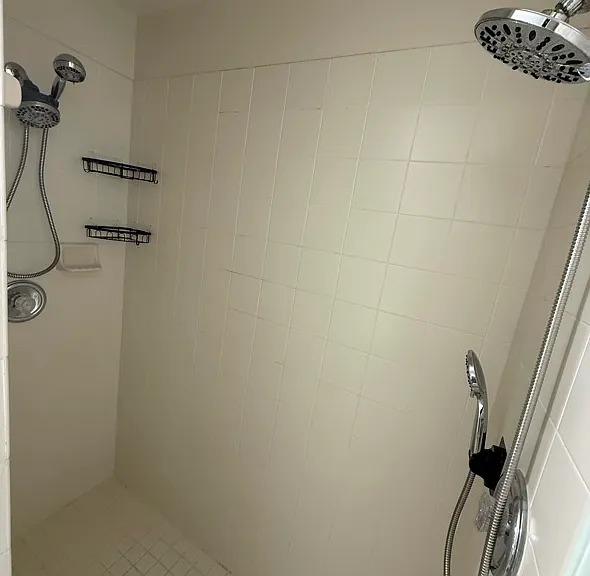 Master bedroom dual shower