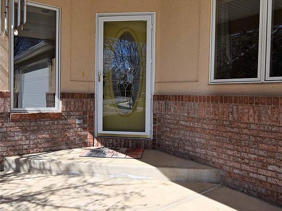 4th image of 800 Hawkstone Dr Unit 21